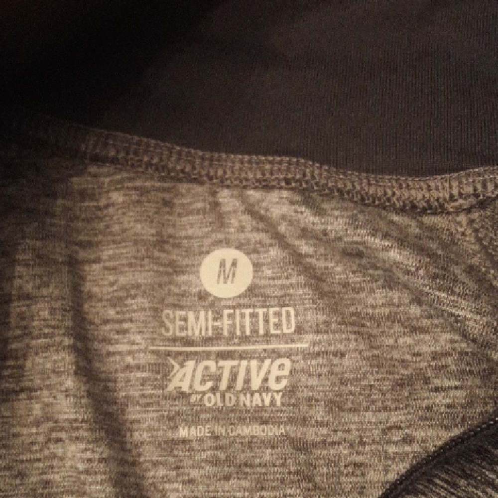 Old Navy Active Heather Gray Top